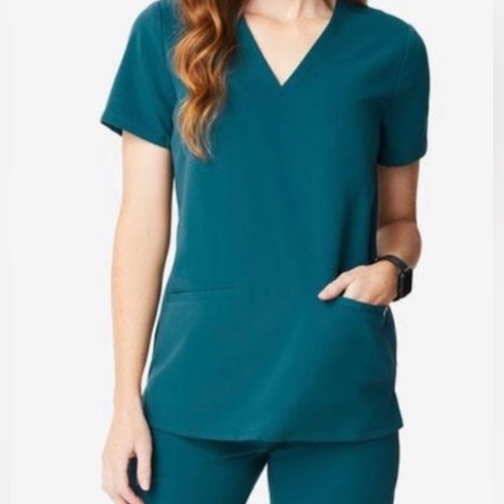 FIGS Casma Scrub Top ✨Limited Edition✨ Caribbean Blue